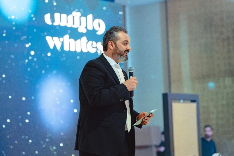WHITES Glow Award stage